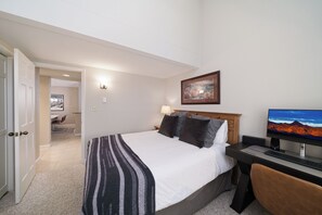 3 chambres, bureau, fer et planche à repasser, Wi-Fi gratuit