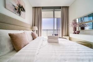 2 chambres, fer et planche à repasser, Wi-Fi gratuit, draps fournis