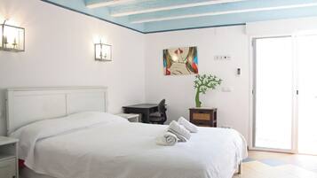 4 slaapkamers, een strijkplank/strijkijzer, wifi, beddengoed