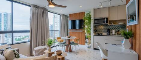 Apartment | 1 bedroom, Internet