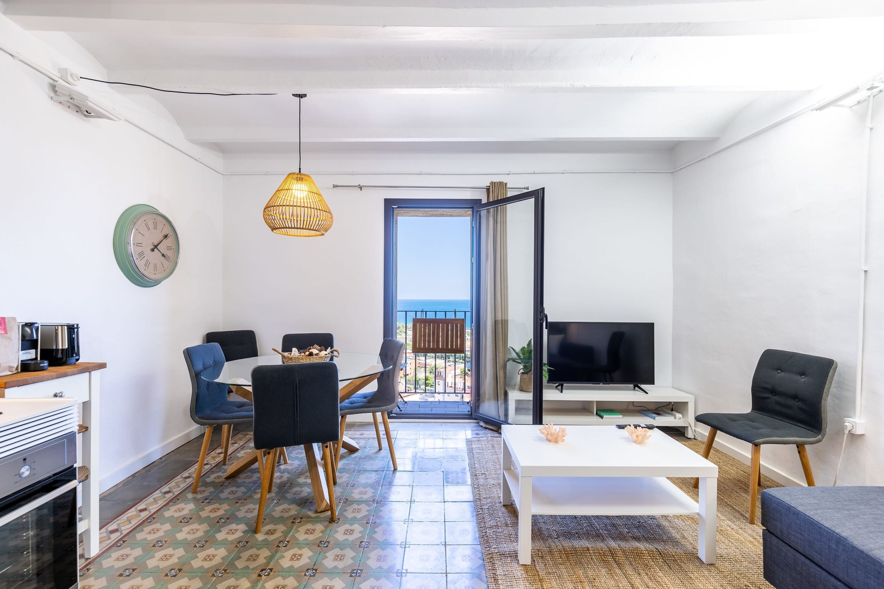 Apartment | 2 bilik tidur, meja, seterika/papan seterika, Internet 