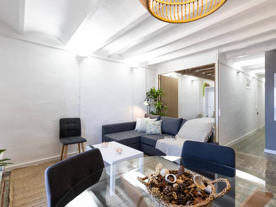 Apartment | 2 bedrooms, desk, iron/ironing board, Internet