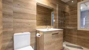 Apartment | Bathroom