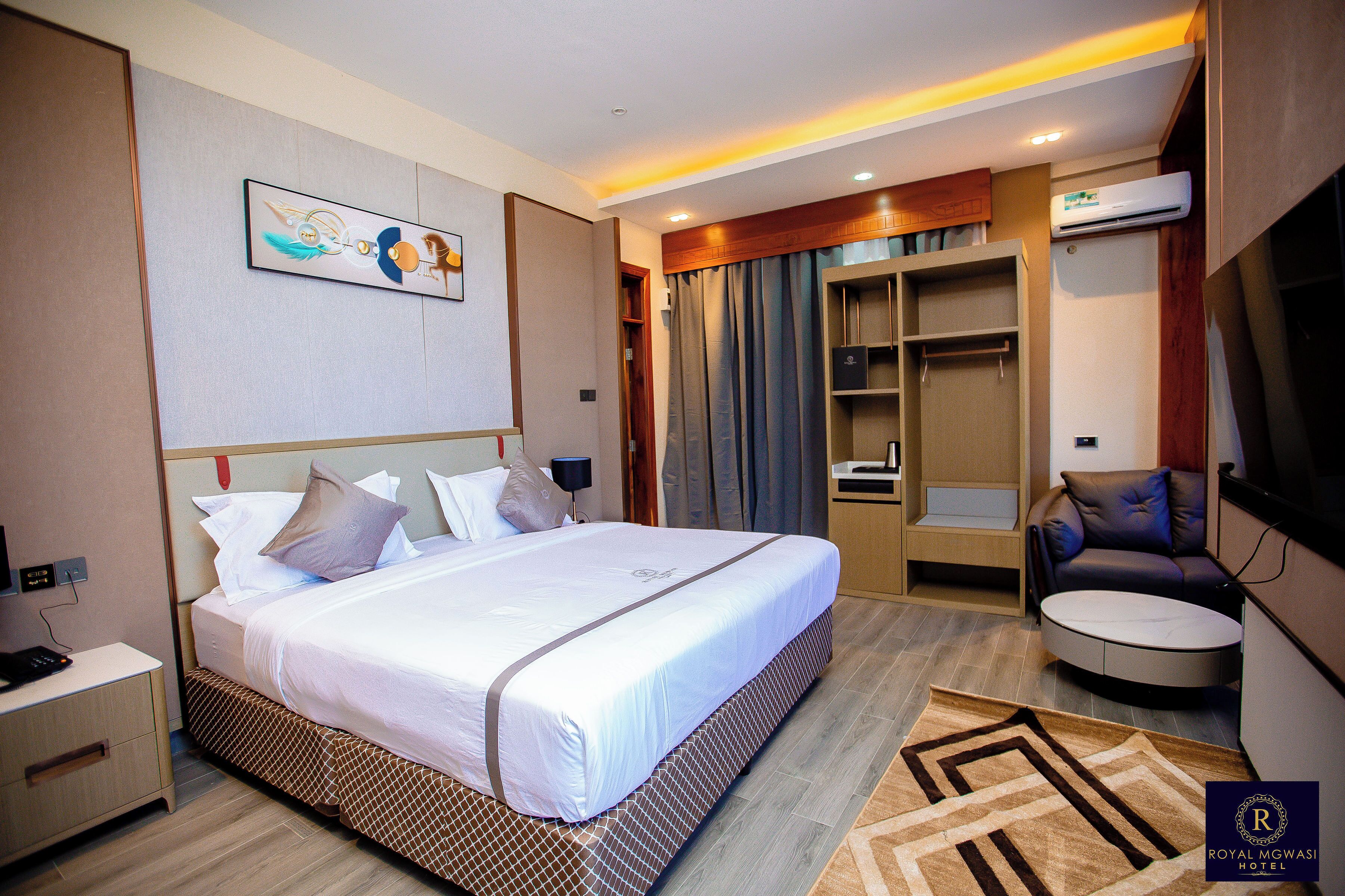 Standaard studio | Individueel gedecoreerd, een bureau, een laptopwerkplek, gratis wifi