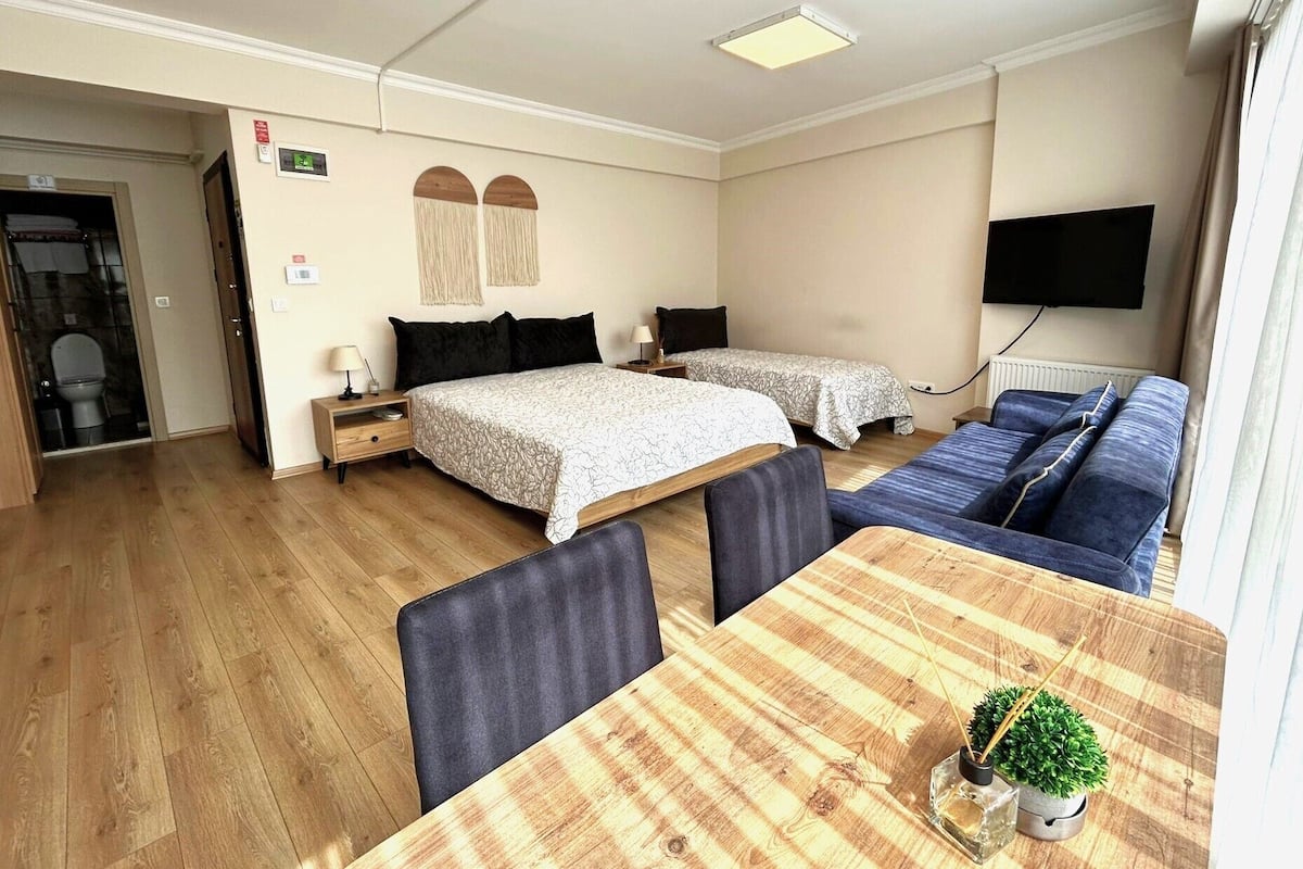 Seprai katun Mesir, seprai premium, minibar, dan meja kerja