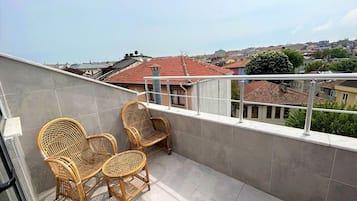 City Loft, City View | Terrace/patio