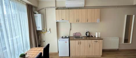 1 bedroom, Egyptian cotton sheets, premium bedding, minibar
