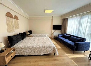 1 bedroom, Egyptian cotton sheets, premium bedding, minibar