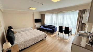1 bedroom, Egyptian cotton sheets, premium bedding, minibar