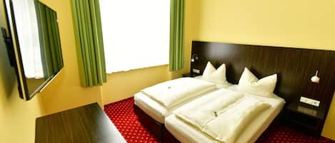 1 chambre, bureau, Wi-Fi, draps fournis
