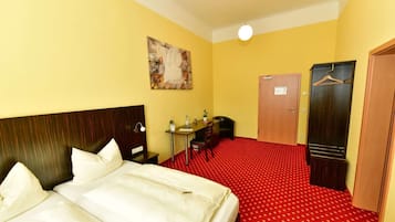 1 Schlafzimmer, Schreibtisch, WLAN, Bettwäsche