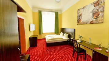 1 Schlafzimmer, Schreibtisch, WLAN, Bettwäsche