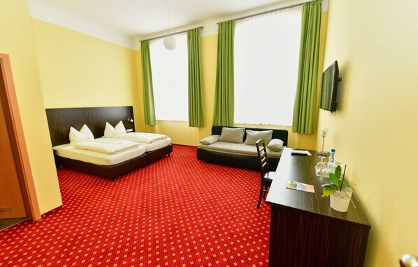 1 soverom, skrivebord, wi-fi og sengetøy