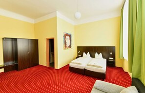 1 Schlafzimmer, Schreibtisch, WLAN, Bettwäsche