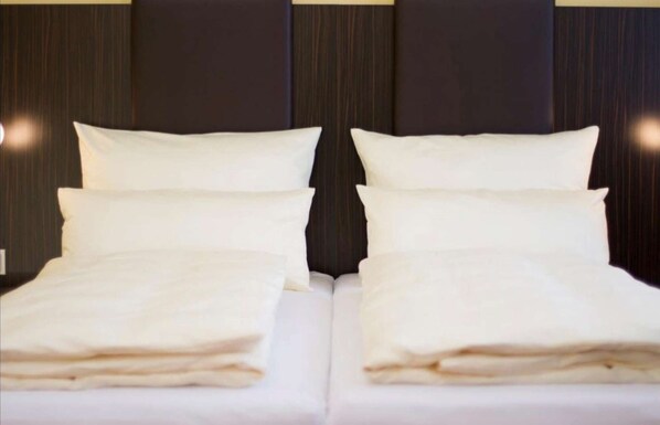 1 chambre, bureau, Wi-Fi, draps fournis