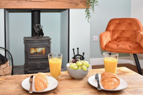 Village Life, Cosy yet Spacious Home