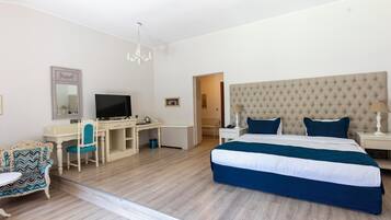 Premium Room with King Size Bed, Garden View | In-room safe, desk, laptop workspace, free cribs/infant beds