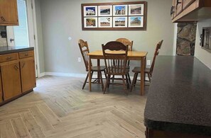 Dining - Cozy 3-bedroom house in peaceful Mena with WiFi, AC (Mena)