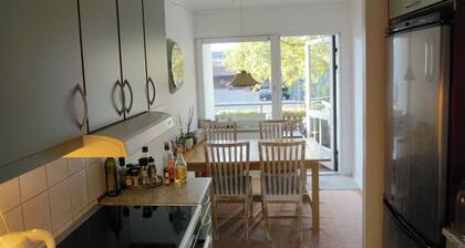 Spacious apartment with a balcony, 15 minutes from Copenhagen city center.