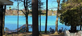 Cottage On Pristine Lakefront With Sunset Views And Sandy Shores