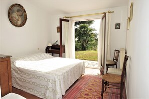 4 Schlafzimmer, Bügeleisen/Bügelbrett, kostenloses WLAN