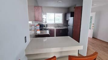 Fridge, microwave, oven, coffee/tea maker