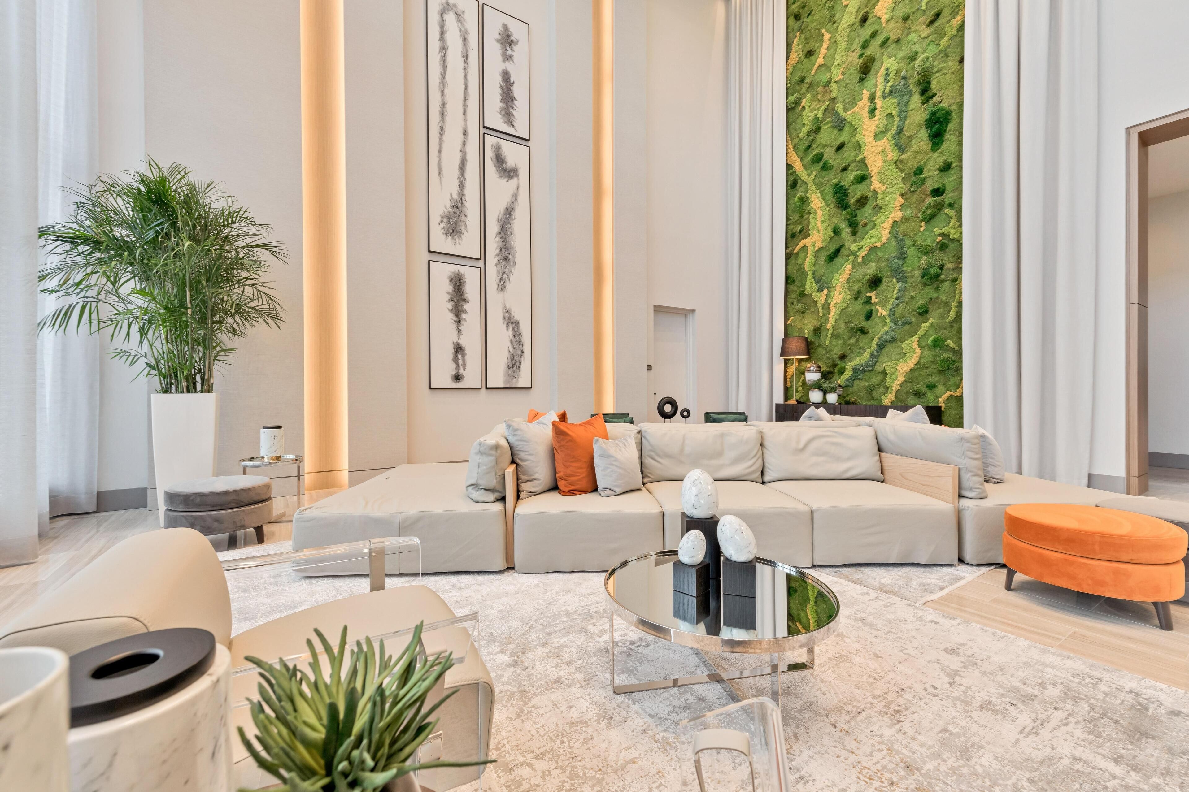 Luxury Doral Escape: Chic 1BR Comfort