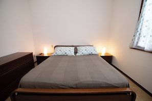 Comfort Apartment | 2 bedrooms, iron/ironing board, free WiFi