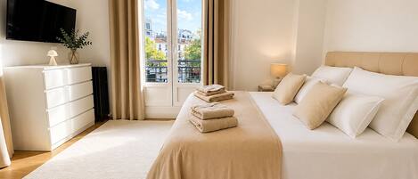 1 bedroom, iron/ironing board, free WiFi, bed sheets