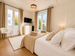 1 bedroom, iron/ironing board, free WiFi, bed sheets - L'appartement Edouard (Boulogne-Billancourt)