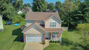 Exterior - Beautiful 4-bedroom house Central to St. Louis and St. Charles (St. Louis)