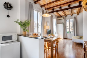 Interior - BARCELONETA BEACH STUDIO 32 (Barcelona)