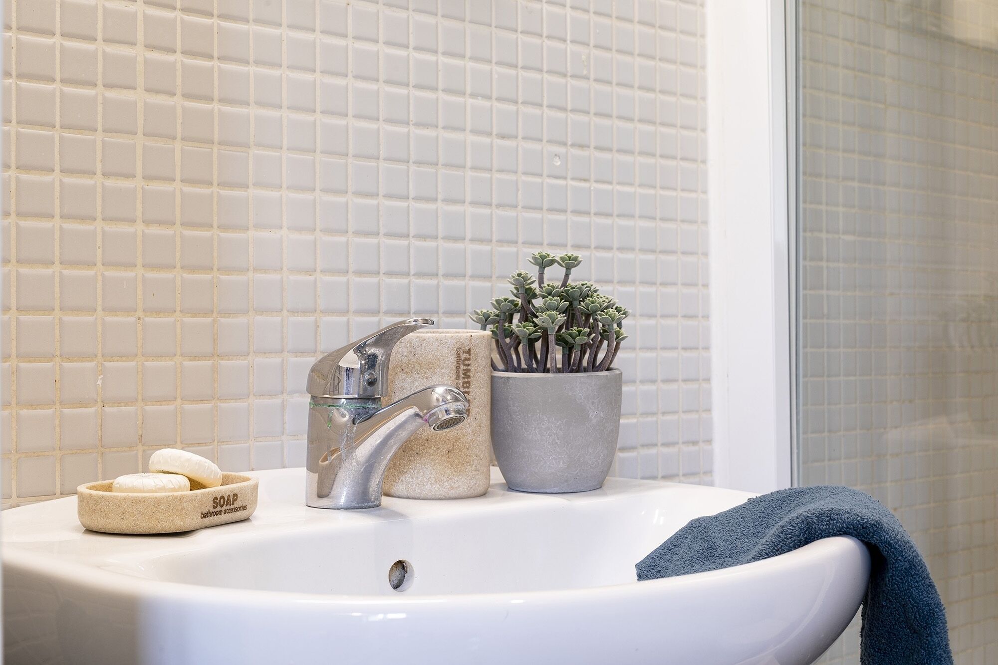 Haartrockner, Handtücher