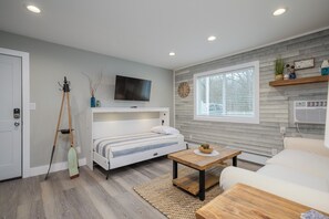 Room - Sunset Dunes Vacation Villas (Bridgman)