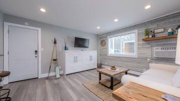 Standard Villa | Individually decorated, individually furnished, iron/ironing board