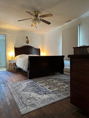4 habitaciones y ropa de cama