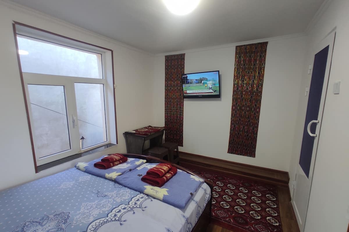 Peralatan tempat tidur hipoalergenik, gebar bulu kapas, meja 