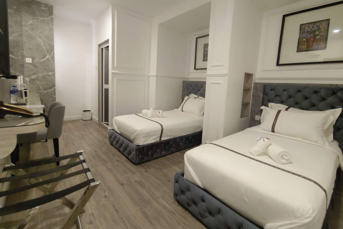 Basic Twin Room
