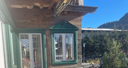 Romantisches Chalet am Golfplatz mit Direkter Fahrradweg Anbindung zum See!