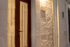 تفاصيل الفندق من الخارج