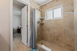 Shower, hair dryer, towels
