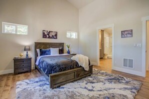 3 soverom, wi-fi (inkludert) og sengetøy