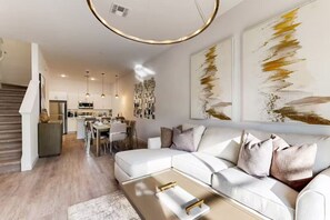 TV connectée, cheminée