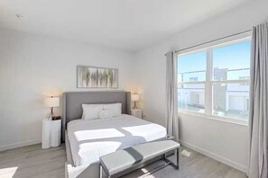 5 habitaciones, tabla de planchar con plancha y wifi gratis 