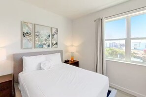 5 chambres, fer et planche à repasser, Wi-Fi gratuit, draps fournis