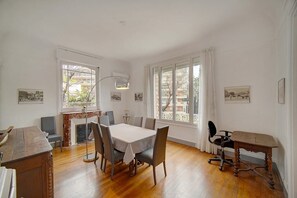 Dining - Upstays Terrace Garden 100m² Villa Center (Cannes)