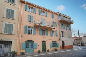 Extérieur