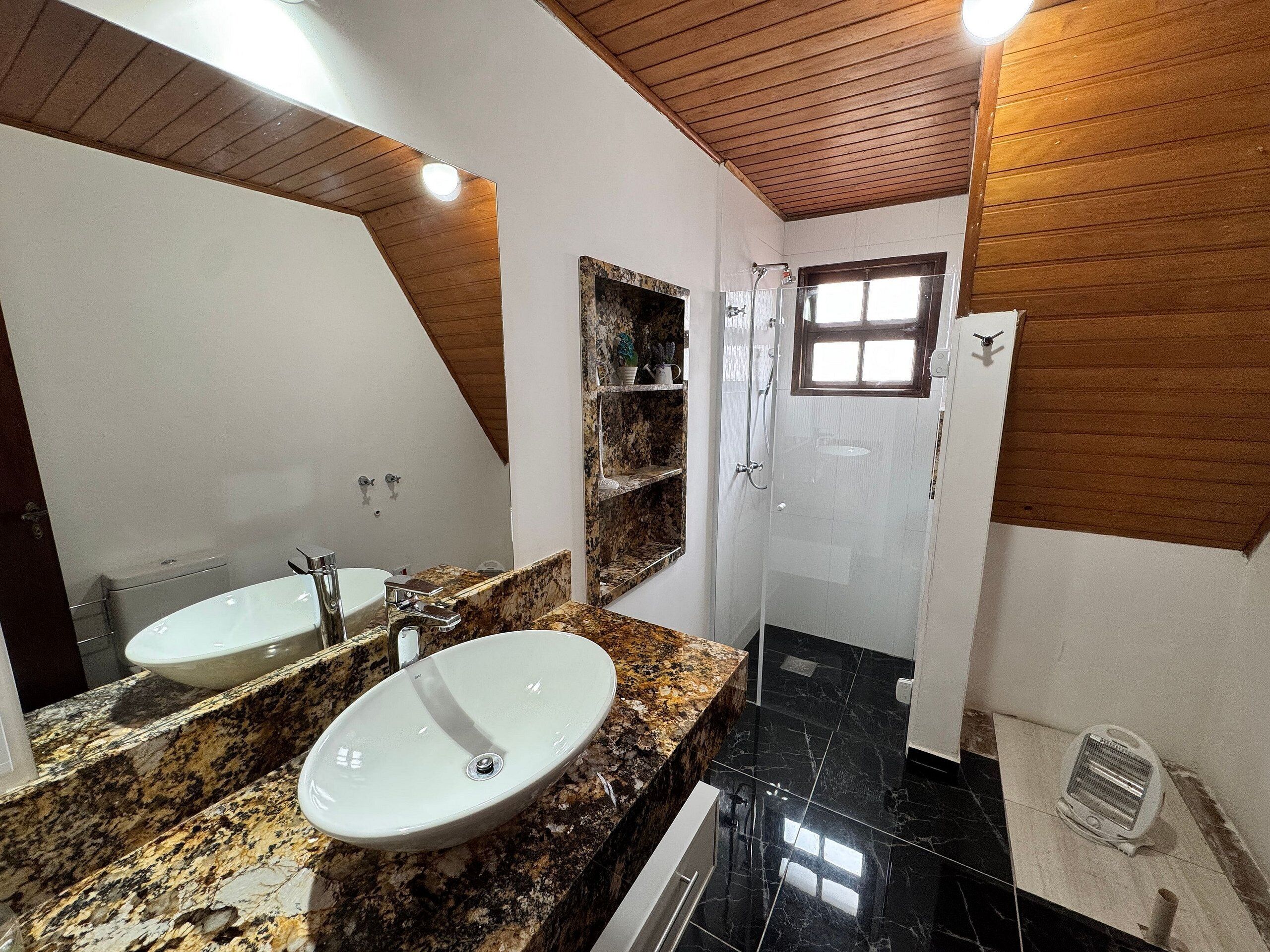 City-Apartment | Badezimmer