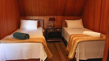 Apartment | 4 bedrooms, free WiFi