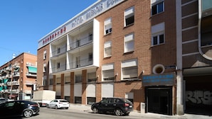 Front of property - HOTEL DORSETT (Madrid)